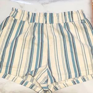 White shorts with blue and navy stripes great for summer!!